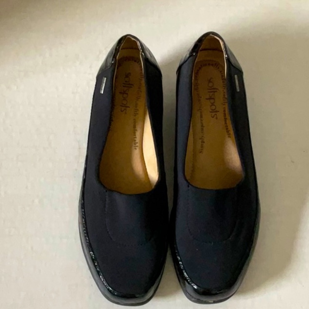 Soft spots, loafer with croc trim